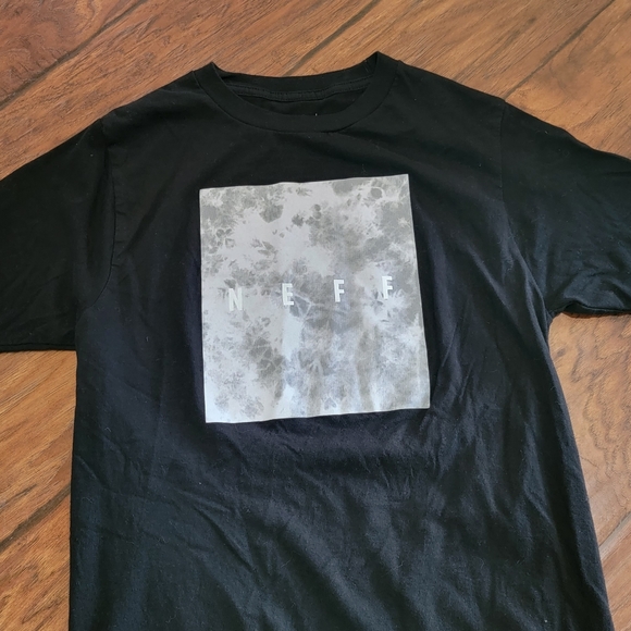 NEFF top - Picture 3 of 5